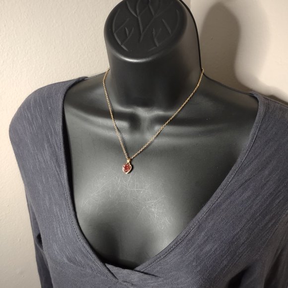 Very Cute Gold Tone Heart Necklace And Earring Set With Pink Stones - Picture 14 of 15